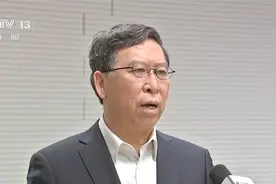 权威解读 新冠病毒二次感染同一毒株概率极低视频封面