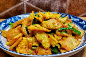 鸡蛋和土豆这样炒是绝配，土豆清香酥脆，鸡蛋外焦里嫩，干货分享视频封面