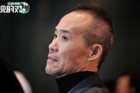 王石53亿捐款后续！原万科高管：他没有权利代表我们捐这2亿股视频封面