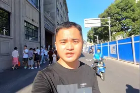 参观四行仓库纪念馆免门票但要提前预约，进去看一看里面有什么？
