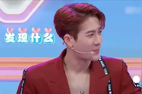 王嘉尔有多耿直？曝谈了4、5个女朋友，个子矮是因为没听妈妈的话视频封面