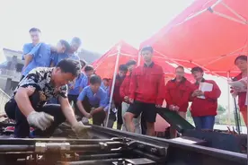 湖南铁路科技职业技术学院 贯彻党的教育方针 培养复合型技能人才视频封面