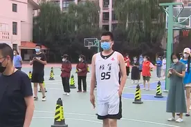 内蒙古包头发现2例初筛阳性人员，轨迹涉公交车，饺子馆等视频封面