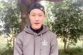 连吃12个包子的消防员此前因病离职身体已恢复：希望还做消防员视频封面