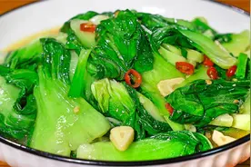 原来炒青菜也有窍门，这么炒色泽透亮、口感脆爽，简单又营养视频封面