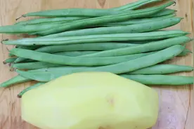 一个土豆加一把四季豆，川菜师傅教你特好吃做法，又简单又下饭视频封面