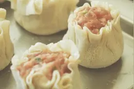 教你在家做鲜肉烧麦，不仅简单，还更好吃视频封面