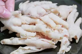原来鸡爪去骨这么简单，1根牙签就够了，简单又卫生，超级快