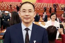 全国政协委员建议：大学本科实行4年至8年弹性学制视频封面