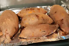 烤红薯吃了30年，这样烤个个流蜜汁，烤前多做一步，软糯香甜视频封面