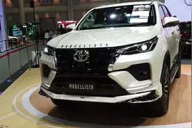 丰田“小霸道”登场，18万起！2.4T+6AT+全时四驱，还看啥牧马人视频封面