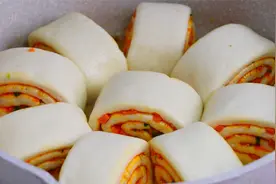 花卷松软香甜，该怎么和面？老做法教会你，层次丰富一次成功