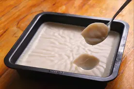 用2斤猪肉，教你轻松熬出雪白丝滑，不腥不腻的猪油，好吃用处多