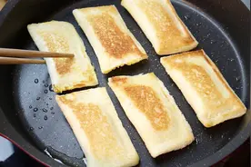 这一个懒人早餐我家孩子最喜欢，简单营养又便宜，吃着特解馋视频封面