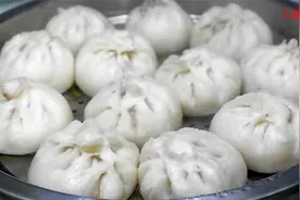 做好的包子，别再蒸熟之后冷冻保存，教您生胚保存法，松软还解馋视频封面
