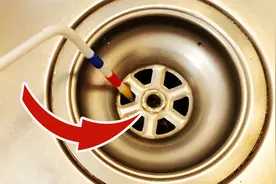 洗碗水池洗脸盆脏了堵了不用怕，一根吸管就能吸干净污垢，很实用视频封面