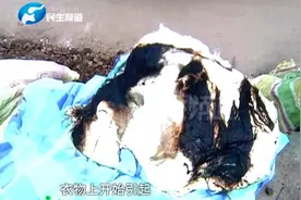 家里老宅离奇自燃十多次？究竟啥原因？房主百思不得其解视频封面