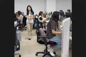 00后整顿职场视频封面