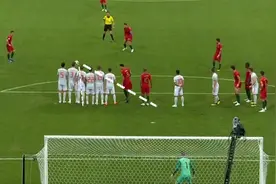 C罗电梯球绝平西班牙，原来C字可以这样写！视频封面