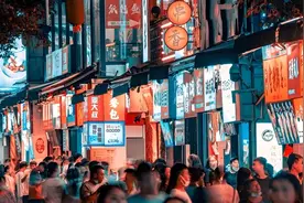 “涨工资”，又一次出现在了中央文件里视频封面