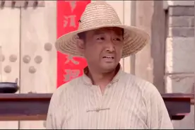 老农：地主顺应时势，主动提出把所有的土地分给同村农民视频封面