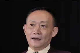 卢麒元：离岸信托的钱拿不回来了，没有离境税是多么的不负责任视频封面