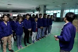 底层打工人的感悟：好好读书，至少你有灵魂视频封面