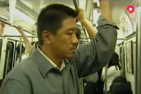 白宝山刑满释放，身上背着300发子弹，坐火车回北京视频封面