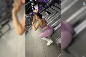 健身女神，身材让人心动视频封面