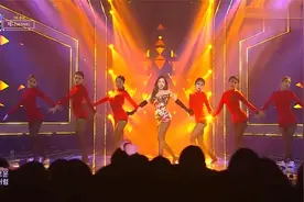 Jennie经典solo名场面！那个舞台是你心中白月光_网友：身材真好视频封面