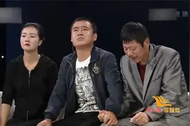 儿子6岁负气离家，25年后父子含泪团聚，这一幕看哭倪萍！视频封面