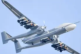 空中炸弹卡车双尾蝎无人机！一次带弹16枚，无人机里的轰20视频封面