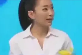 王为念与现任媳妇同台：长相气质不输小香玉，方青卓当众送祝福视频封面