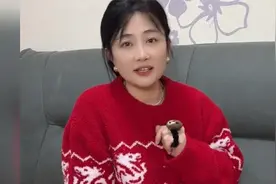 夫妻爆笑对话，东北媳妇言辞太犀利了，一顿狂轰滥炸怼到老公崩溃视频封面