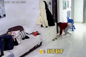 老板娘监控下秀恩爱，这下全国都知道了。djkdk