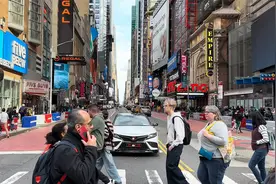 【4K超清】实拍纽约市徒步之旅，曼哈顿第八大道视频封面