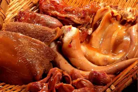 不管卤什么肉，一斤肉只需放1克它，卤肉出锅软嫩鲜香，越嚼越香