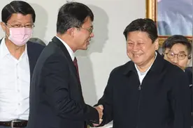 获台湾民众党力挺，国民党拿下“交通委员会召委”视频封面