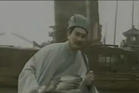 老版三国演义拍摄现场：唐国强羽扇纶巾，谈演诸葛亮的内幕和难处视频封面