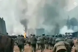 1962年中印边境发生冲突，中国军人英勇无畏，战胜了来犯之敌。