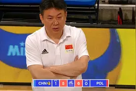 正播中国女排决战波兰！比分落后,国人不敢看,女排又创造了奇迹了视频封面