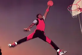 nike签约乔丹的曲折，AJ风靡全球的原因视频封面