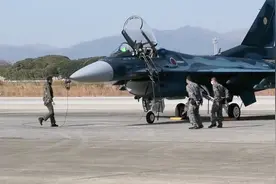 日本F-2战斗机起飞过程曝光，高清无码实拍，飞行员“旱地拔葱”视频封面