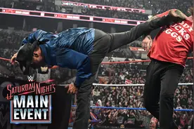 2025周末主战场大赛 肖恩迈克尔斯送凯文欧文斯下颚粉碎踢