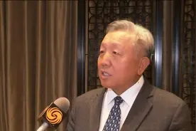 学者：提高居民收入是拉动消费增长中最关键的一环视频封面