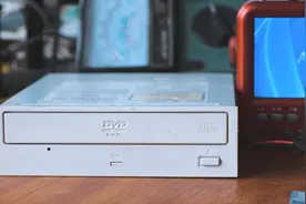 电脑光驱改装CD播放机