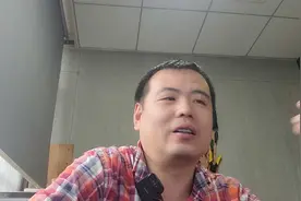 街上竟然还有人戴口罩视频封面