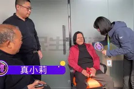到银行存款被推荐买保险却连本金都不保？女子：五万块越放越少视频封面