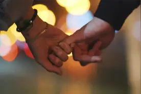 22岁女孩处女膜完整却怀孕：跟男友有亲密接触，但没实质性生活