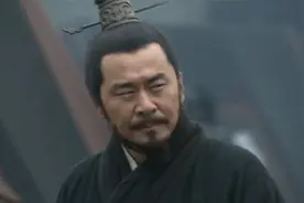 吕布独自去挑战十八路诸侯，直接吓得无人应战，张飞关羽怒战吕布视频封面